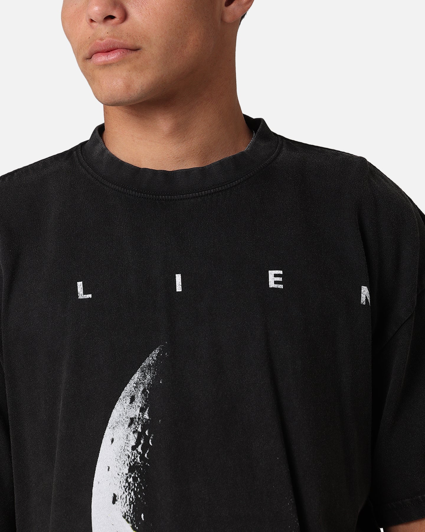 73Studio Alien Classic Vintage T-Shirt Black Acidwash