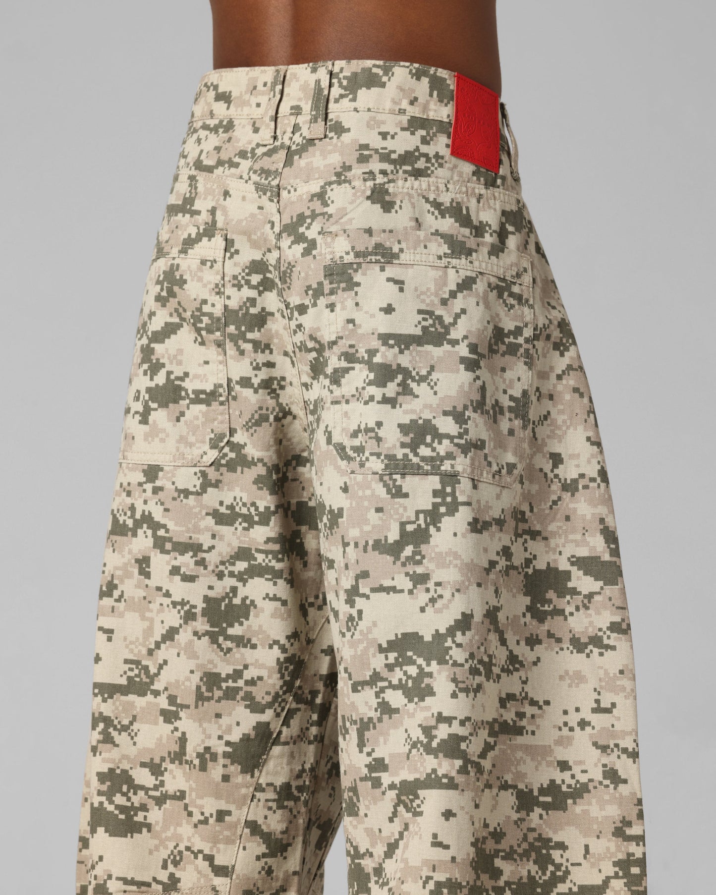 Loiter F-16 Balloon Jeans Digi Camo