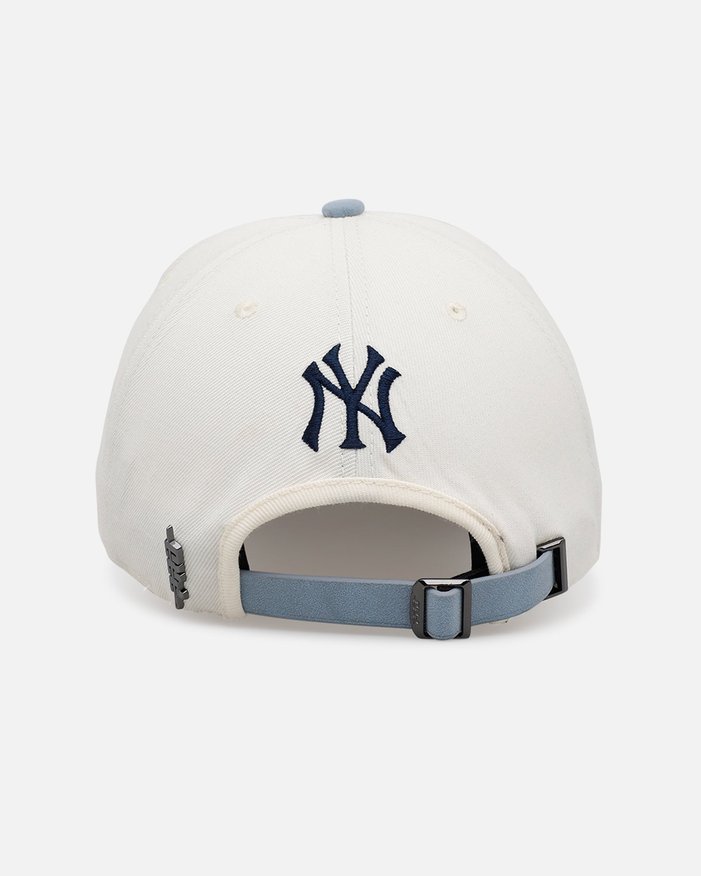 Pro Standard New York Yankees 'Stamped' Pro Pinch Strapback Eggshell