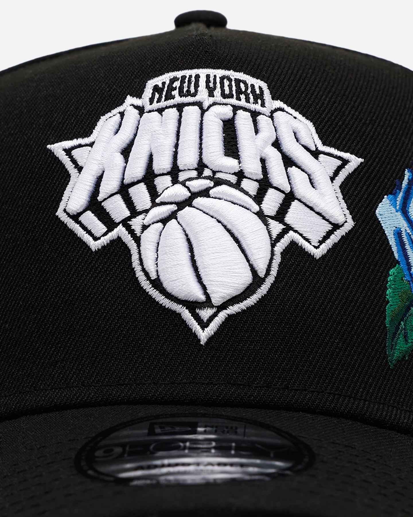 New Era New York Knicks 'Blue Rose' 9FORTY A-Frame Snapback Black/Blue