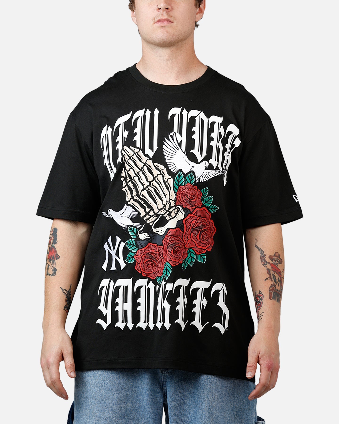 New Era New York Yankees Praying Hands T-Shirt Black