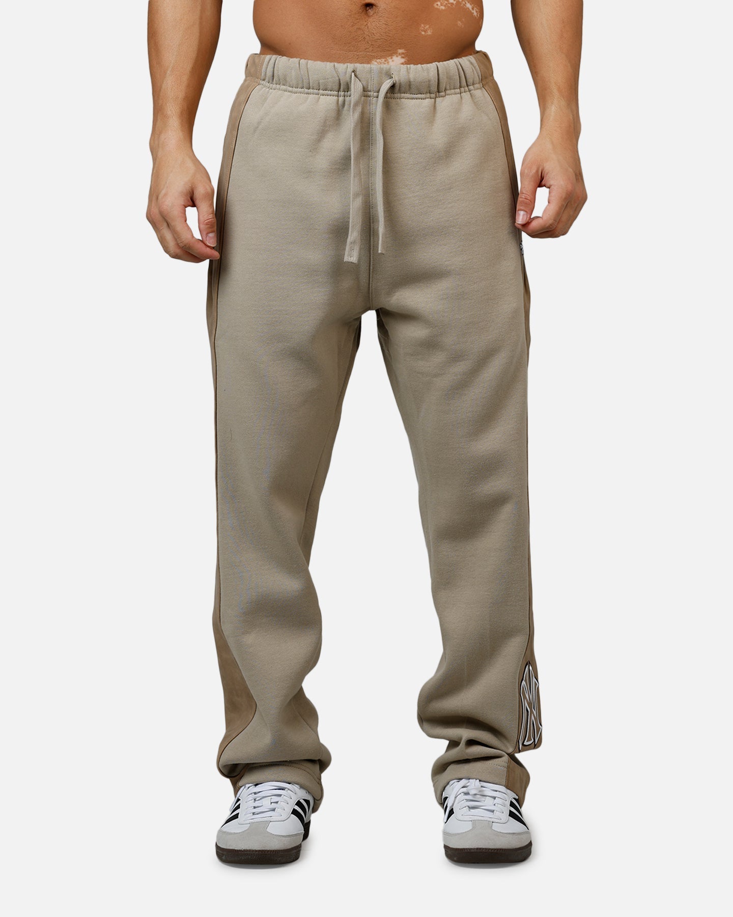 Pro Standard New York Yankees Panel Sweatpants Tan