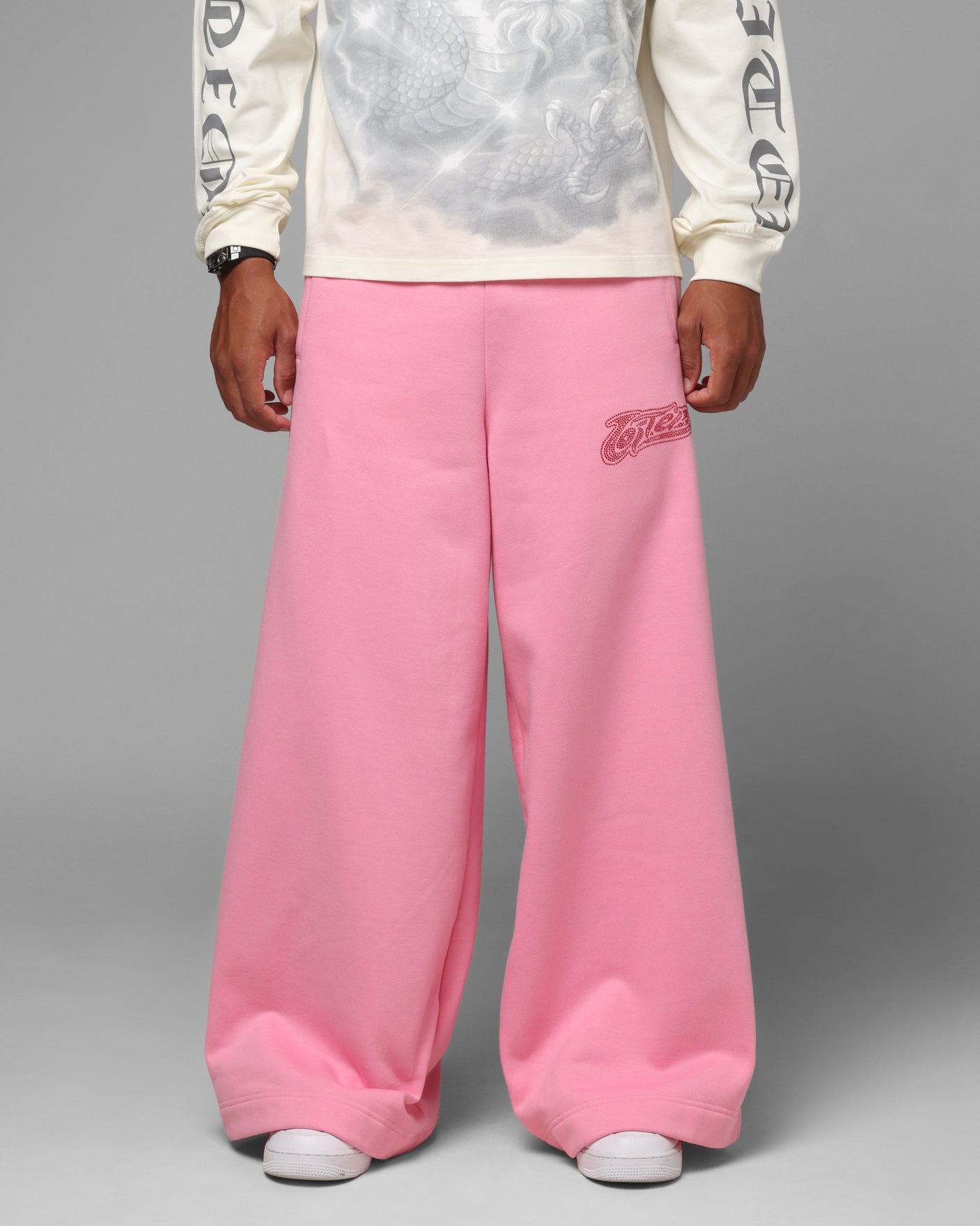 Loiter Weezy Ultra Wide Sweatpants Pink