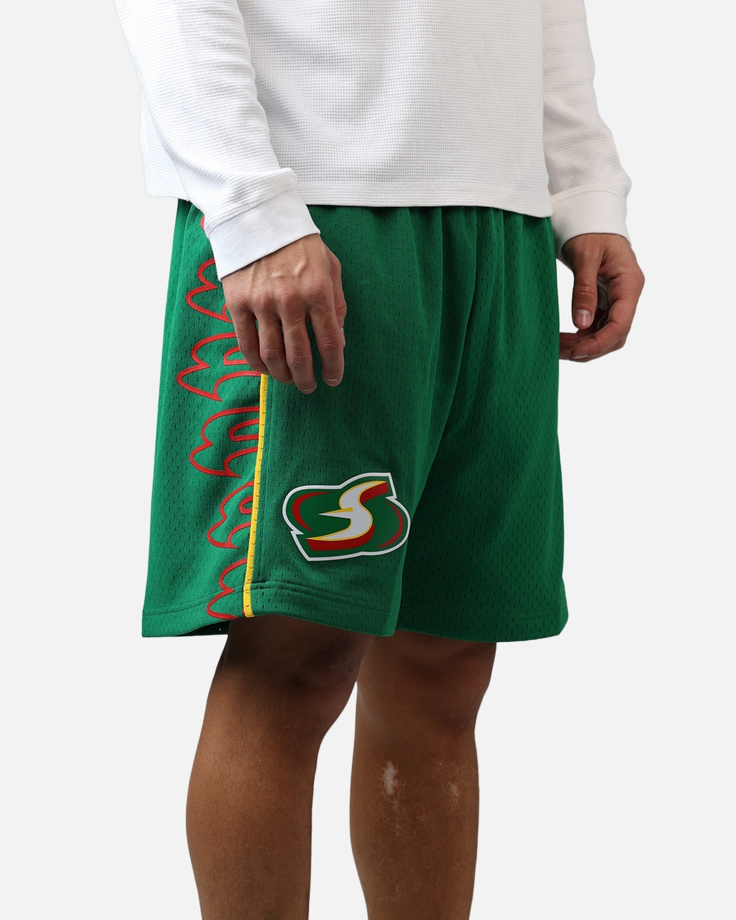 Mitchell & Ness Seattle Storm '07 Road Swingman Shorts Green