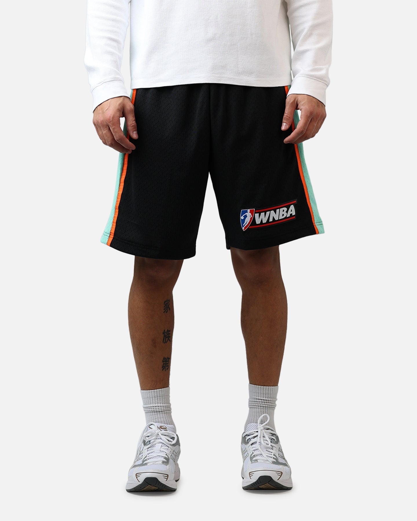 Mitchell & Ness New York Liberty '99 Road Swingman Shorts Black