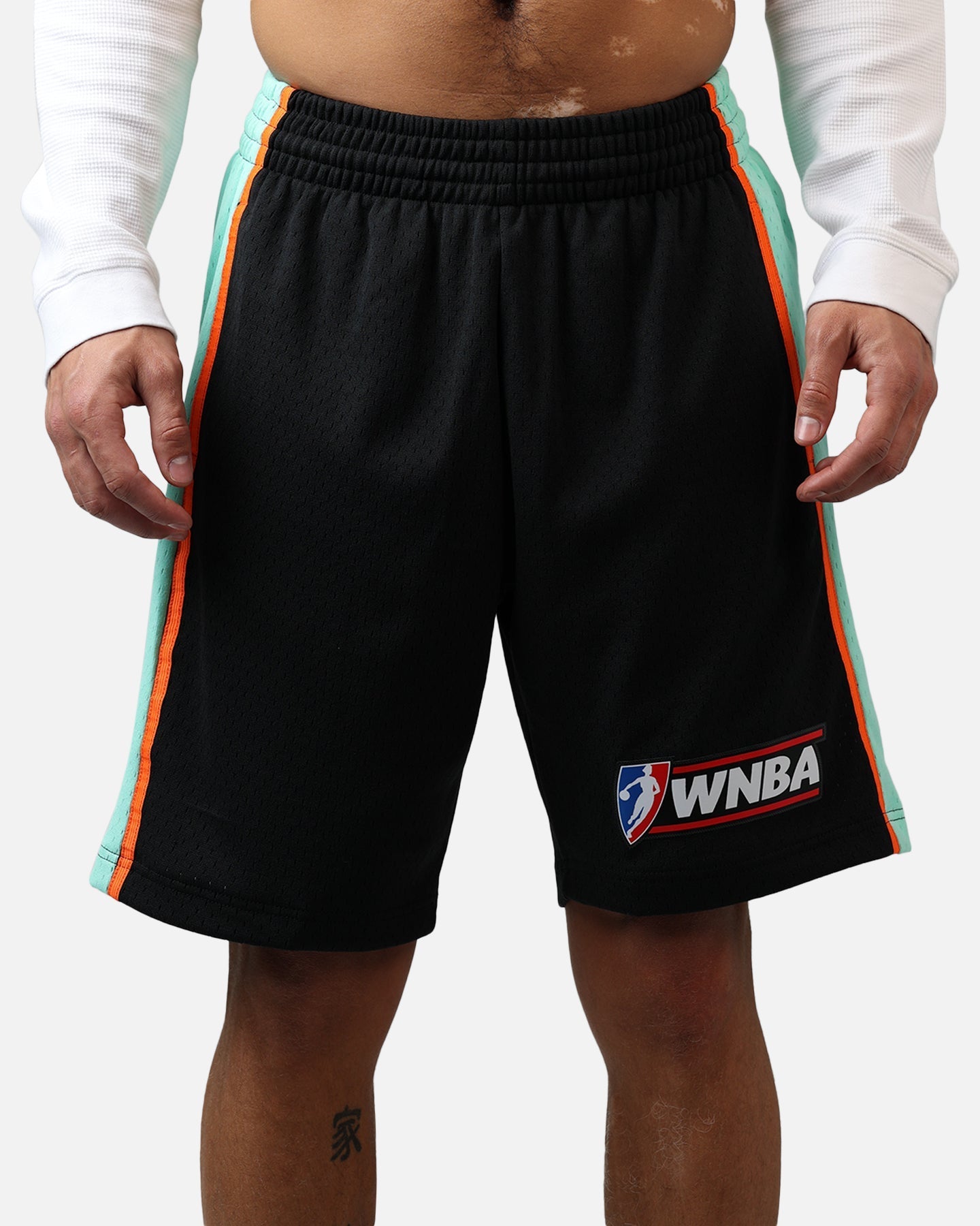 Mitchell & Ness New York Liberty '99 Road Swingman Shorts Black