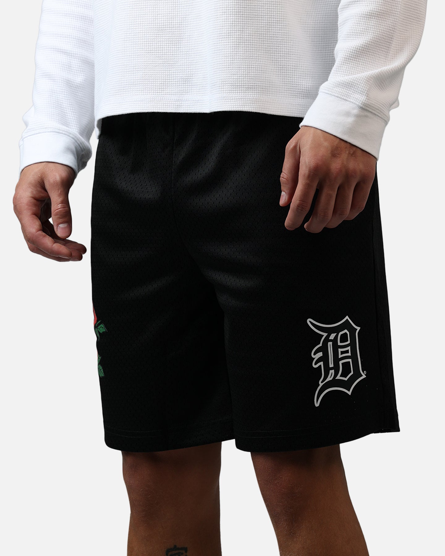 New Era Detroit Tigers Rose Shorts Black