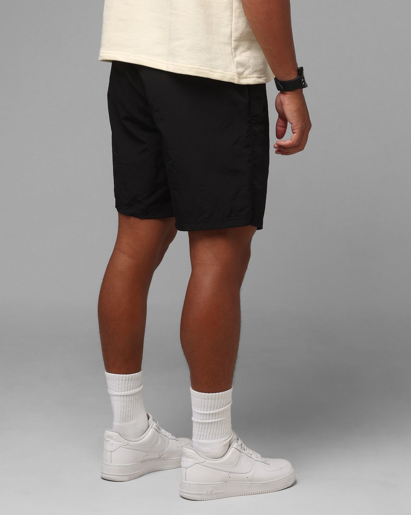 Loiter Walk Shorts Black