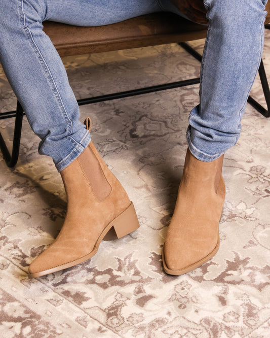 Saint Morta Nomad Pointy Toe Chelsea Boot Mocha