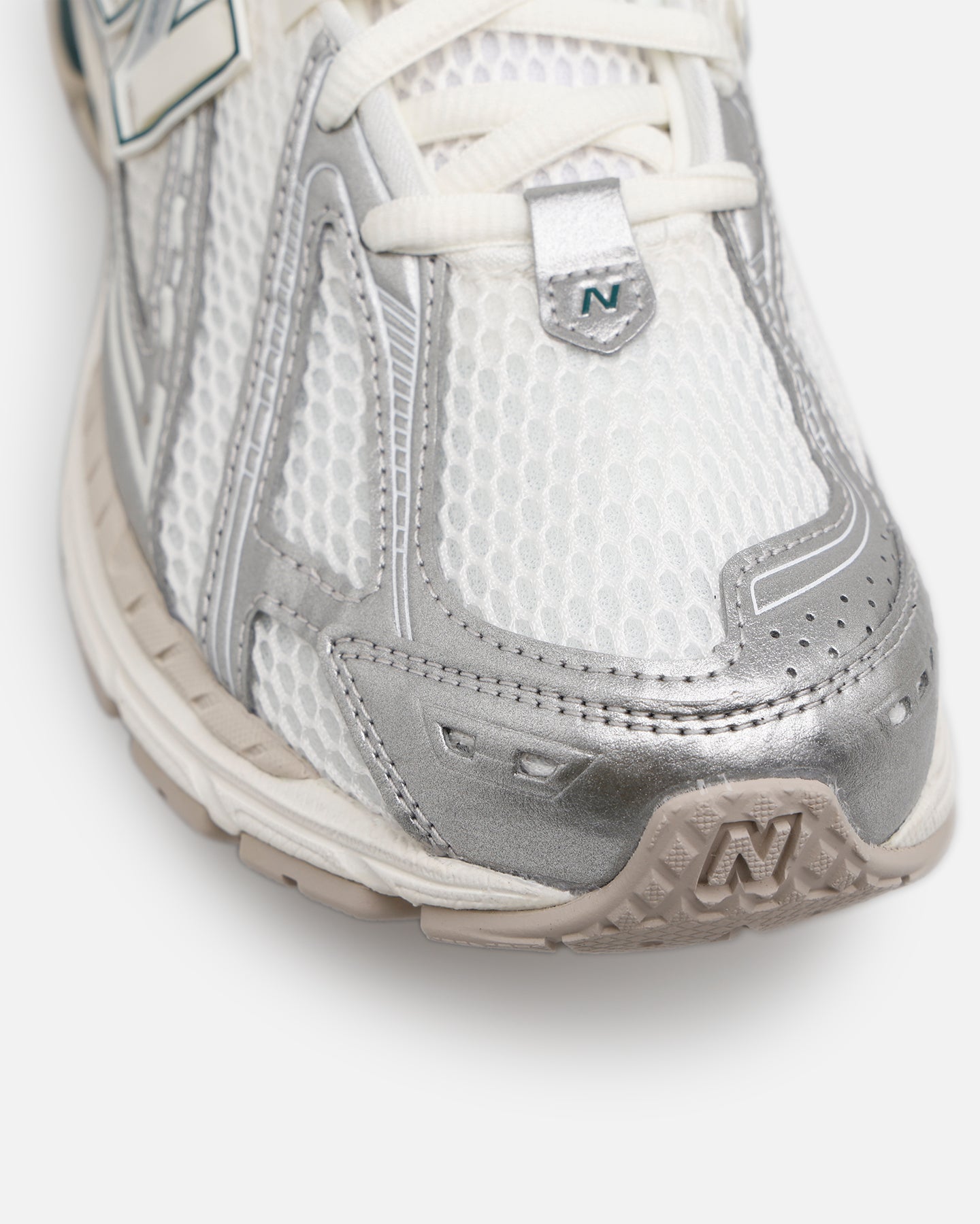 New Balance 1906R Silver