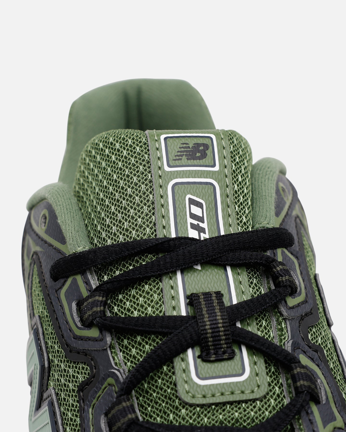 New Balance 740 Utility Green